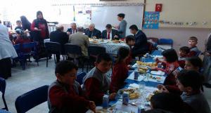Ş.Ö. Mehmet Kapusuz İlk/Ortaokulu Kahvaltı Etkinliği